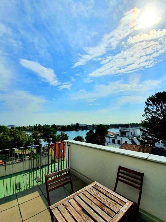 Near Lake Two Bedroom Fully Furnished Apartment 维也纳 外观 照片